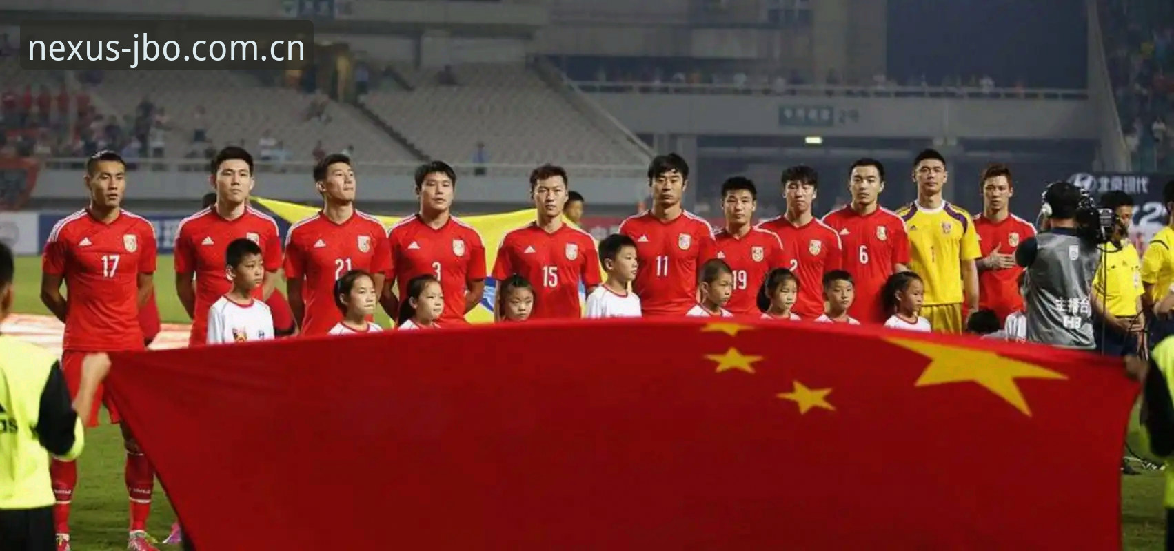 2030世界杯扩军66队 vs 现行48队赛制：中国男足入场时机全面对比分析